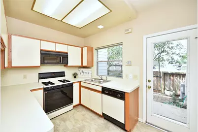 2930 Grants Lake Boulevard #2704, Sugar Land, TX 77479 - Photo 10