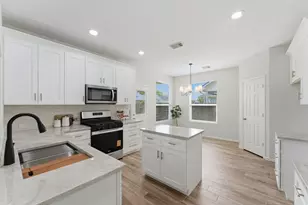 13522 Summer Villa Ln, Houston, TX 77044 - Photo 14