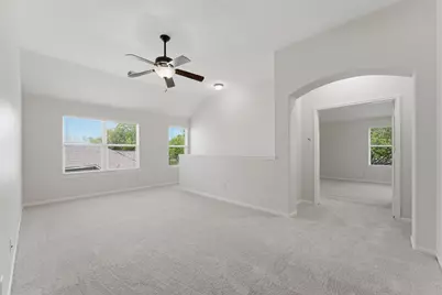 13522 Summer Villa Lane, Houston, TX 77044 - Photo 18