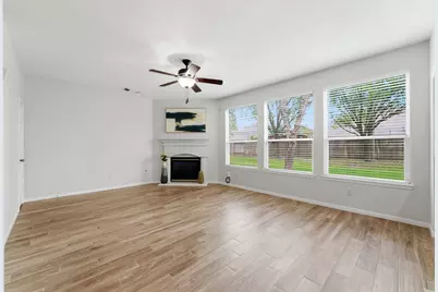 13522 Summer Villa Lane, Houston, TX 77044 - Photo 10