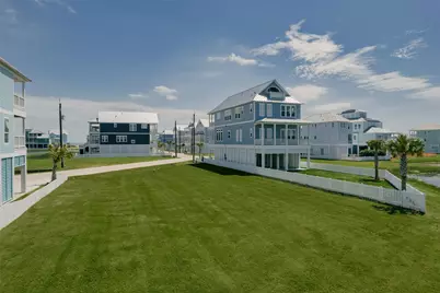 11378 Starfish Drive, Galveston, TX 77554 - Photo 2