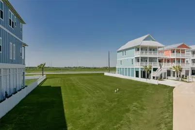 11378 Starfish Drive, Galveston, TX 77554 - Photo 10