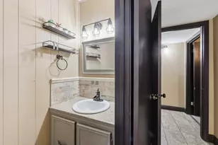 2704 Memphis Ave, Nederland, TX 77627 - Photo 20