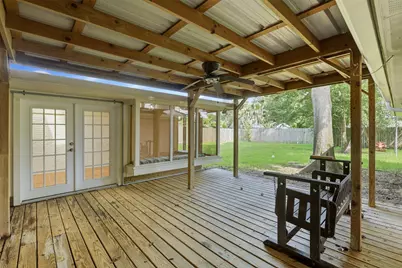 120 Caldwell Street, Baytown, TX 77520 - Photo 24