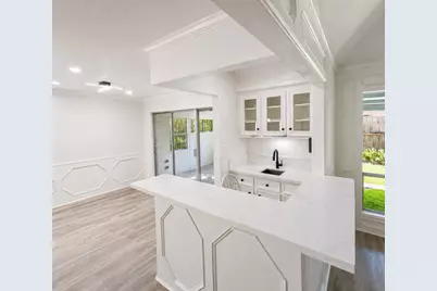10710 Sandy Shoals Drive, Houston, TX 77071 - Photo 6