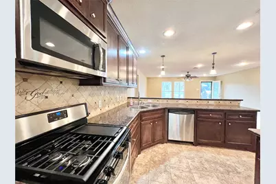 7017 Caldwell Road, Hitchcock, TX 77563 - Photo 14