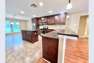 7017 Caldwell Road, Hitchcock, TX 77563 - Photo 1