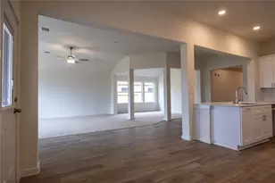 8319 Amber Summit Ln, Angleton, TX 77515 - Photo 14