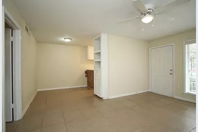 3702 Flora #14, Houston, TX 77006 - Photo 2