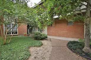 3702 Flora, Houston, TX 77006 - Photo 12