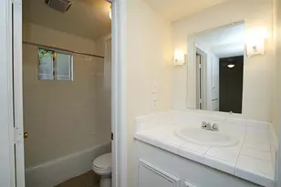 3702 Flora, Houston, TX 77006 - Photo 8