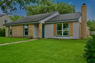 1102 Lexington Ct, Missouri City, TX 77489 - Photo 2