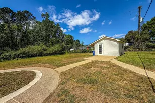 7142 State Hwy 75 S, Huntsville, TX 77340 - Photo 16