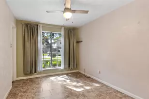 3707 Somerton Dr, La Porte, TX 77571 - Photo 12