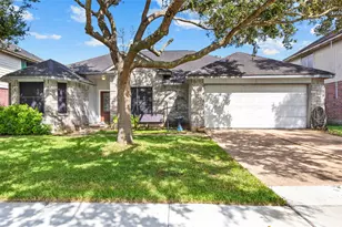 3707 Somerton Dr, La Porte, TX 77571 - Photo 1