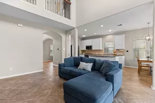 63 W Lasting Spring Cir, The Woodlands, TX 77389 - Photo 10