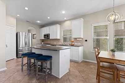 63 W Lasting Spring Circle, The Woodlands, TX 77389 - Photo 12