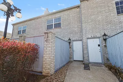 402 Wilcrest Drive #402, Houston, TX 77042 - Photo 2