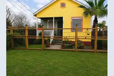 2825 N Sonny Lane, Galveston, TX 77554 - Photo 1