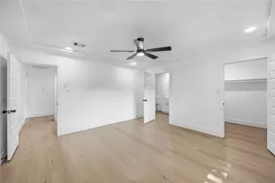 9002 Enchanted Forest Dr, Houston, TX 77088 - Photo 12