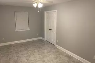 10451 N Essex Dr, Conroe, TX 77302 - Photo 12