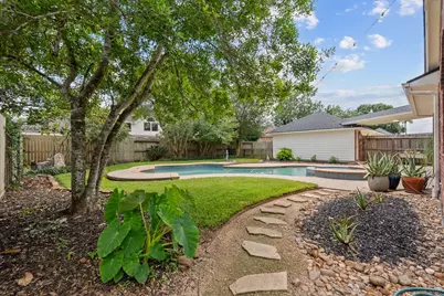 1810 Stonecreek Circle, Friendswood, TX 77546 - Photo 46