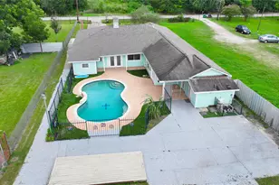 13902 Ambrose St, Houston, TX 77045 - Photo 40