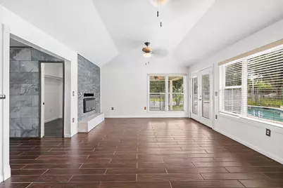 13902 Ambrose Street, Houston, TX 77045 - Photo 28