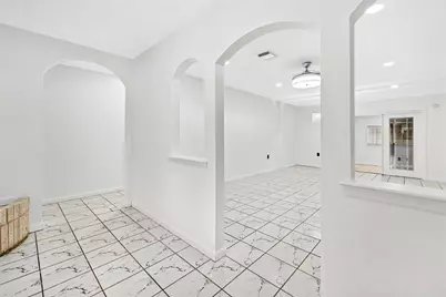 13902 Ambrose Street, Houston, TX 77045 - Photo 8