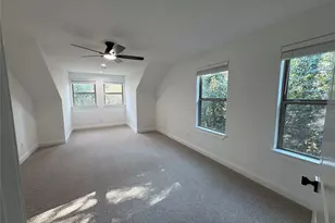 109 Cove Point, Conroe, TX 77356 - Photo 6