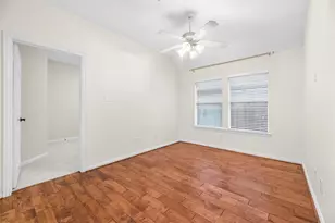 18334 N Elizabeth Shore Loop, Cypress, TX 77433 - Photo 28
