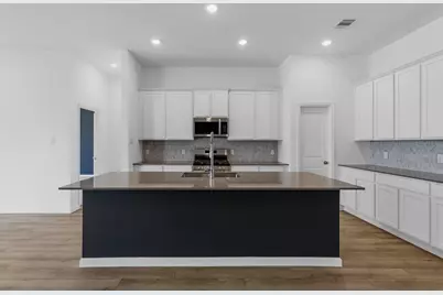 29007 Spicewood Valley Drive, New Caney, TX 77357 - Photo 14