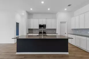 29007 Spicewood Vly Dr, New Caney, TX 77357 - Photo 14