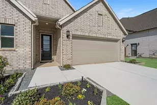 29007 Spicewood Vly Dr, New Caney, TX 77357 - Photo 2