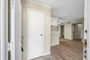 3770 Lovers Wood Ln, Houston, TX 77014 - Photo 8