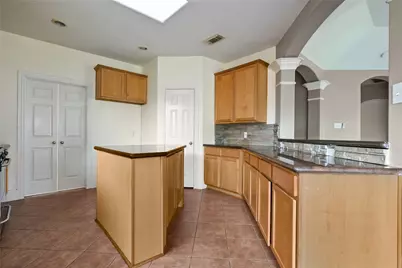 511 Nadia Way, Stafford, TX 77477 - Photo 10