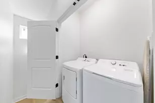 104 E 44th St, Houston, TX 77018 - Photo 16