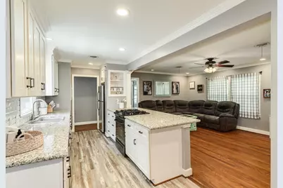 708 Alice Street, Sweeny, TX 77480 - Photo 8