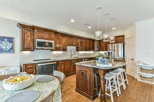 429 Jeanie Lynne Circle, Tiki Island, TX 77554 - Photo 8