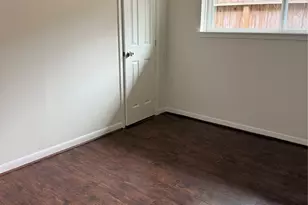 6407 Lautrec Dr, Houston, TX 77088 - Photo 6