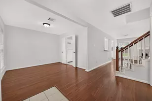 5715 Black Canyon Ct, Sugar Land, TX 77479 - Photo 4