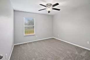 15607 Sheldon Ridge Way, Houston, TX 77044 - Photo 16