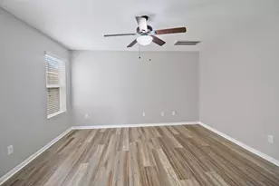 15607 Sheldon Ridge Way, Houston, TX 77044 - Photo 12