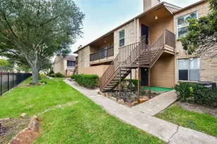 10555 Turtlewood Ct, Houston, TX 77072 - Photo 28