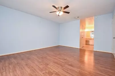 10555 Turtlewood Court #405, Houston, TX 77072 - Photo 6