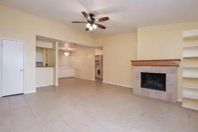 10555 Turtlewood Court #405, Houston, TX 77072 - Photo 2
