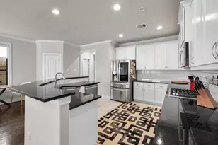 540 W 24th St, Houston, TX 77008 - Photo 12