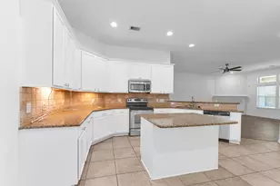 14823 Yellow Begonia Dr, Cypress, TX 77433 - Photo 8