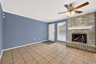 10711 Fallbrook Dr, Houston, TX 77064 - Photo 10