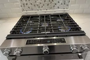 10440 Dominion Ranch Dr, Port Arthur, TX 77640 - Photo 8